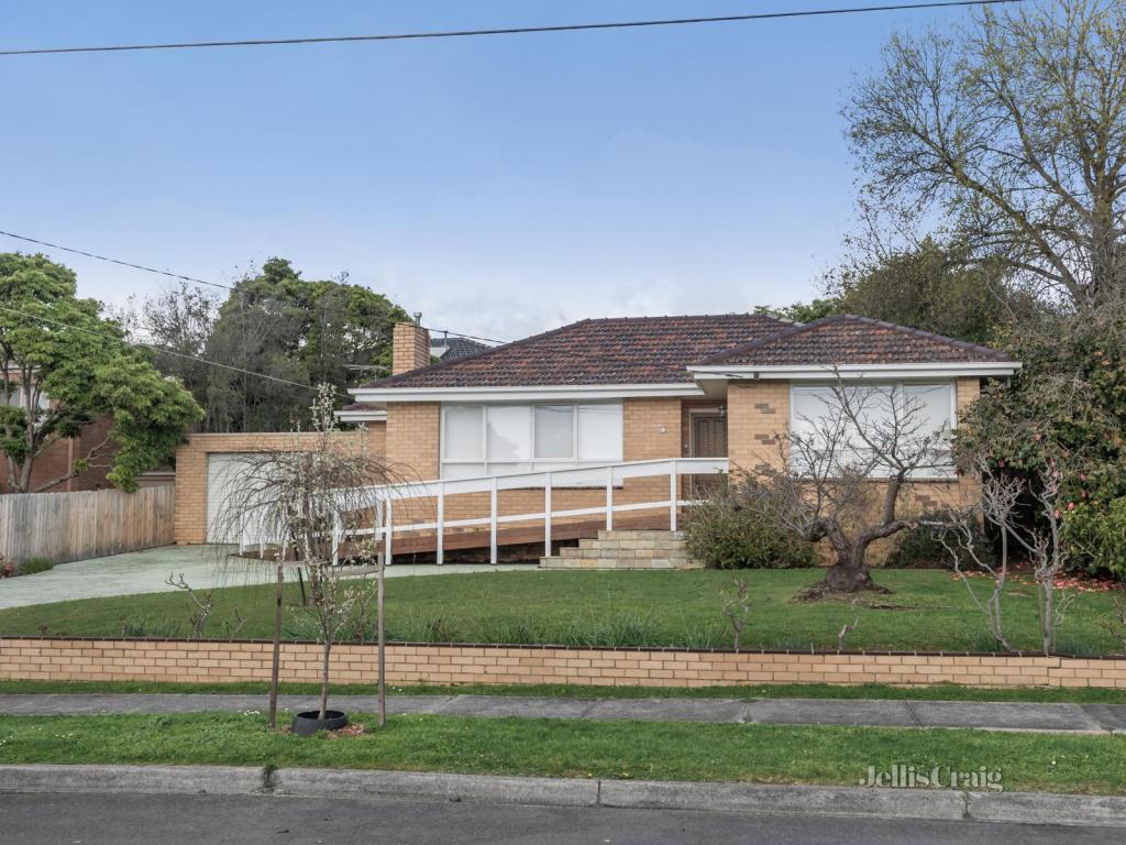 16 Cavalier St, Doncaster East, VIC 3109