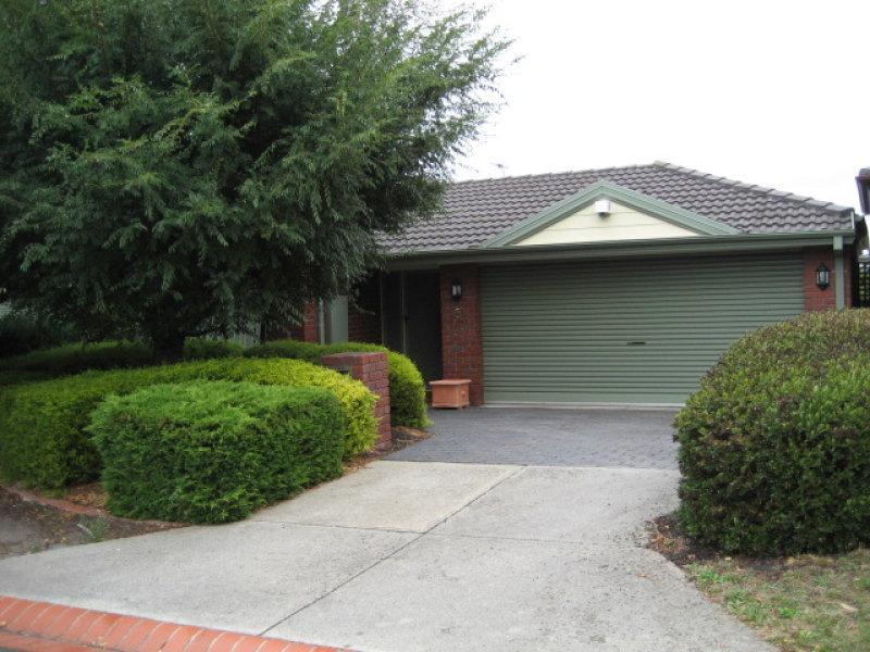 5 Hansen Cl, Burwood, VIC 3125