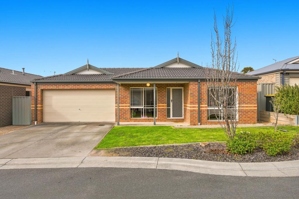 14 Southampton Dr, Langwarrin, VIC 3910