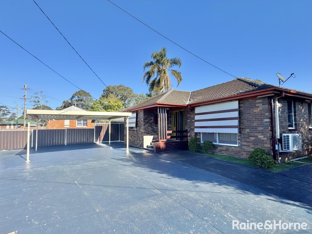40 Halmahera Cres, Lethbridge Park, NSW 2770