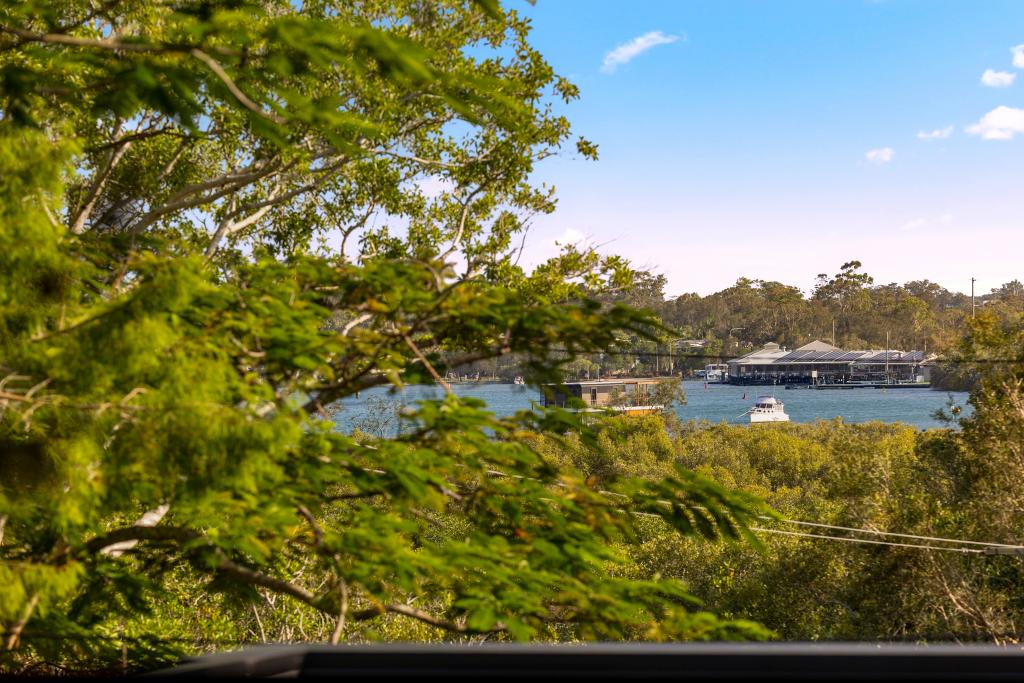 14 Ada St, Tewantin, QLD 4565