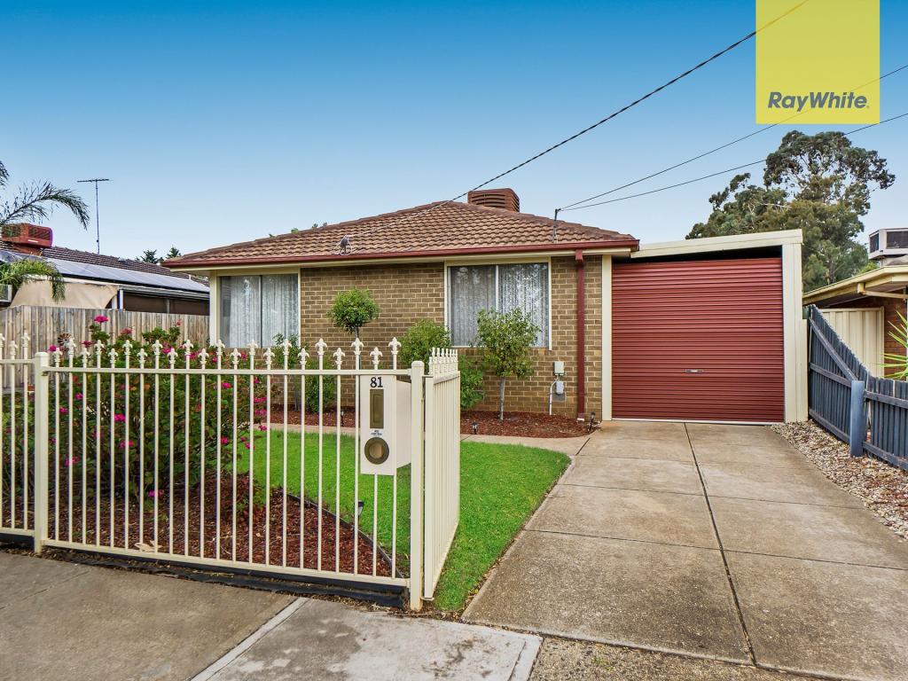 81 First Ave, Melton South, VIC 3338