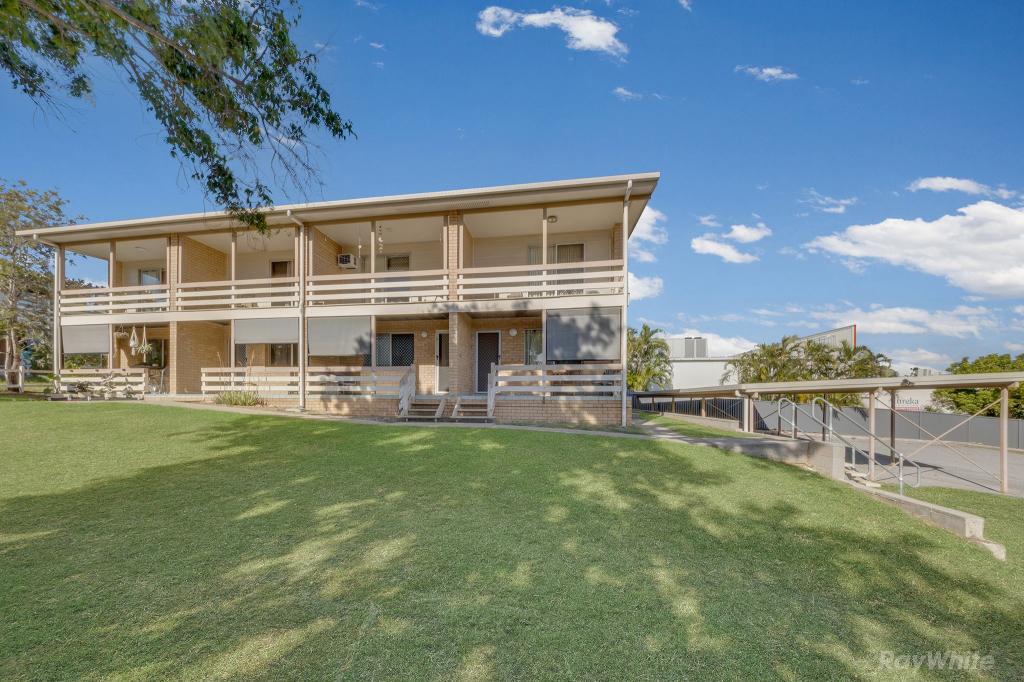 1/4 Wenitong St, West Gladstone, QLD 4680