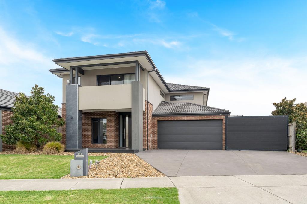 213 Mandalay Cct, Beveridge, VIC 3753