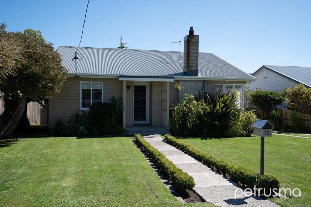 12 Bass St, Warrane, TAS 7018