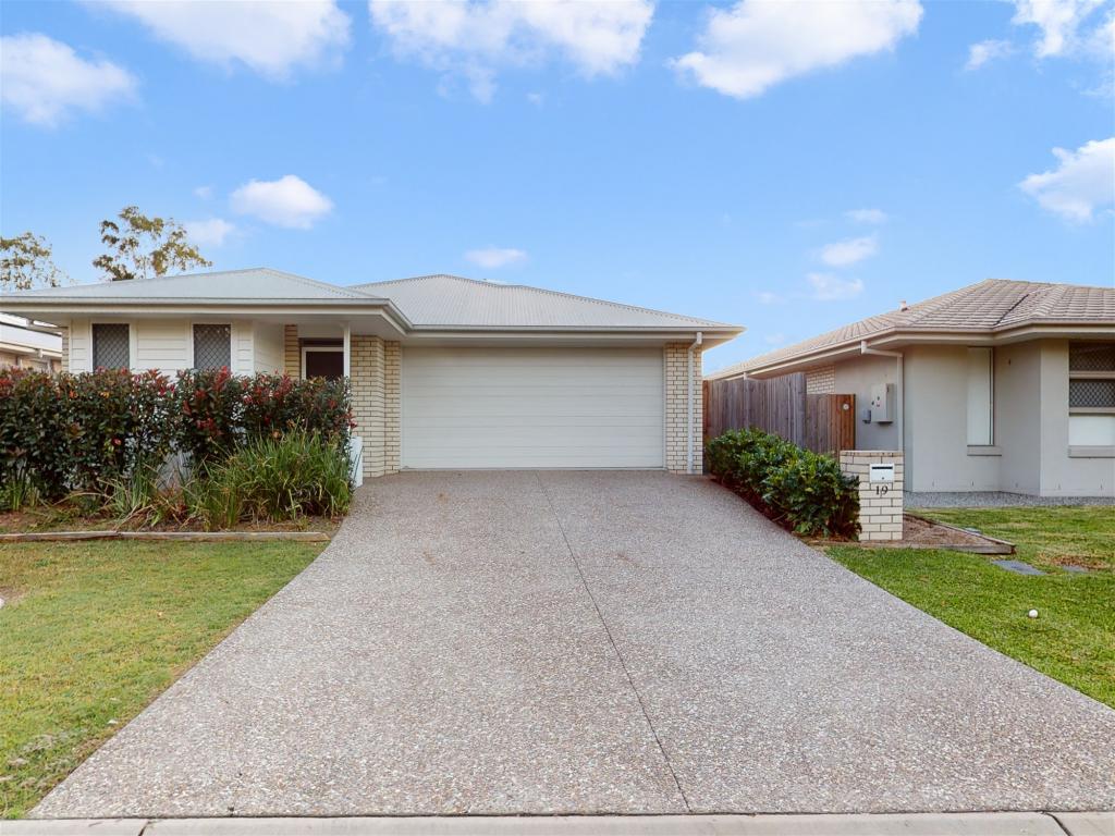 19 Bilson St, Pallara, QLD 4110