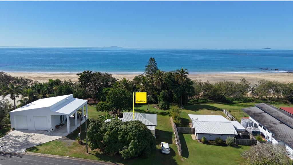 55 WESTCOTT AVE, CAMPWIN BEACH, QLD 4737