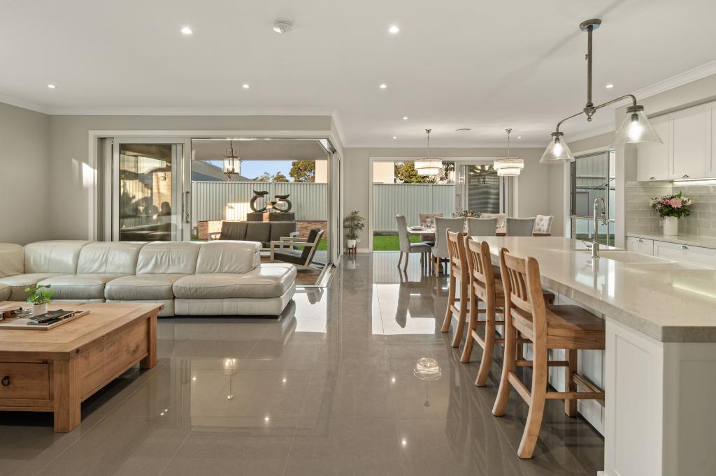29 Saint Pauls Ave, Golden Beach, QLD 4551
