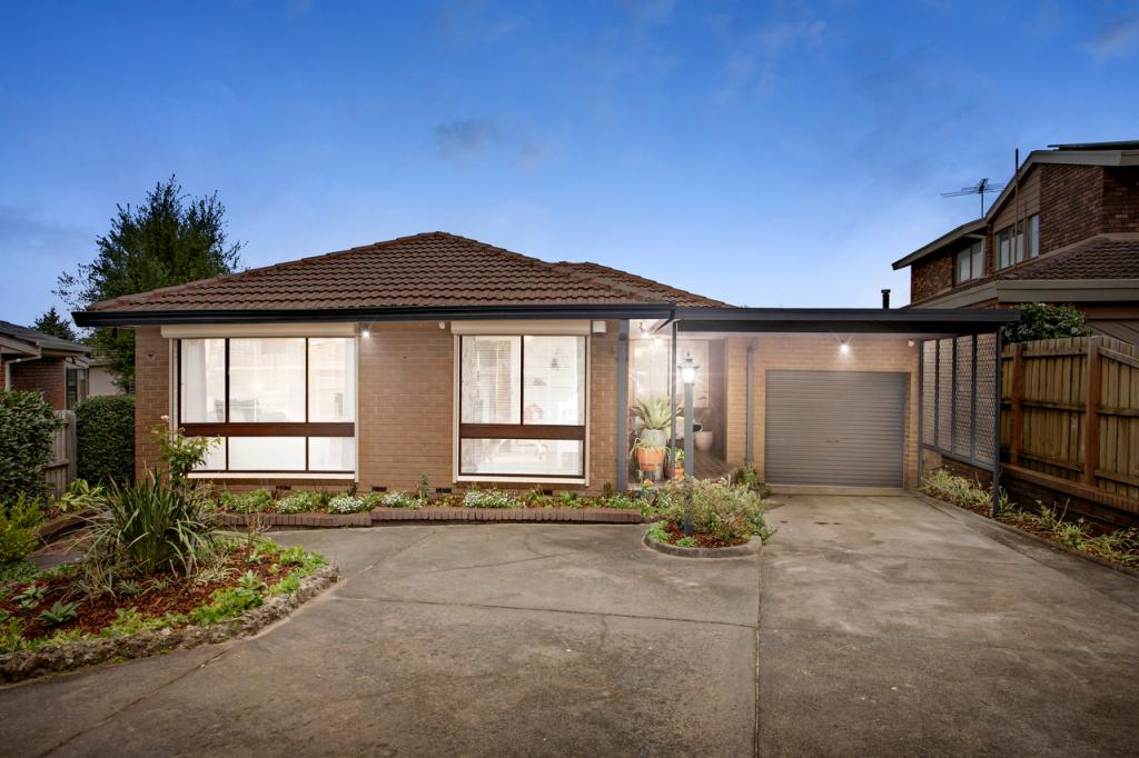 7 Outlook Ct, Chadstone, VIC 3148