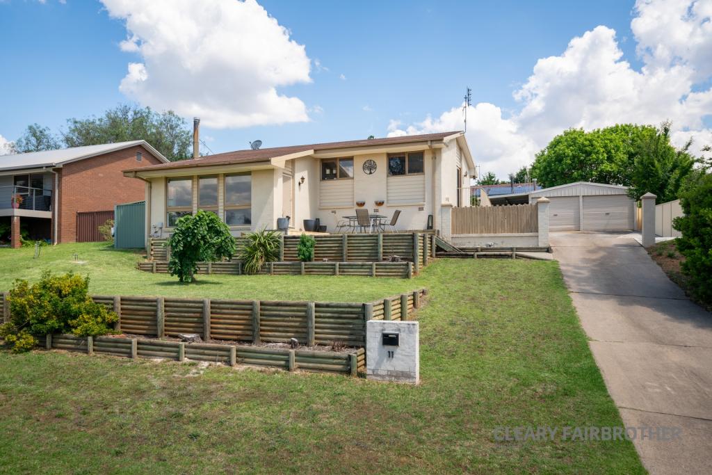 11 Rutherford Pl, West Bathurst, NSW 2795