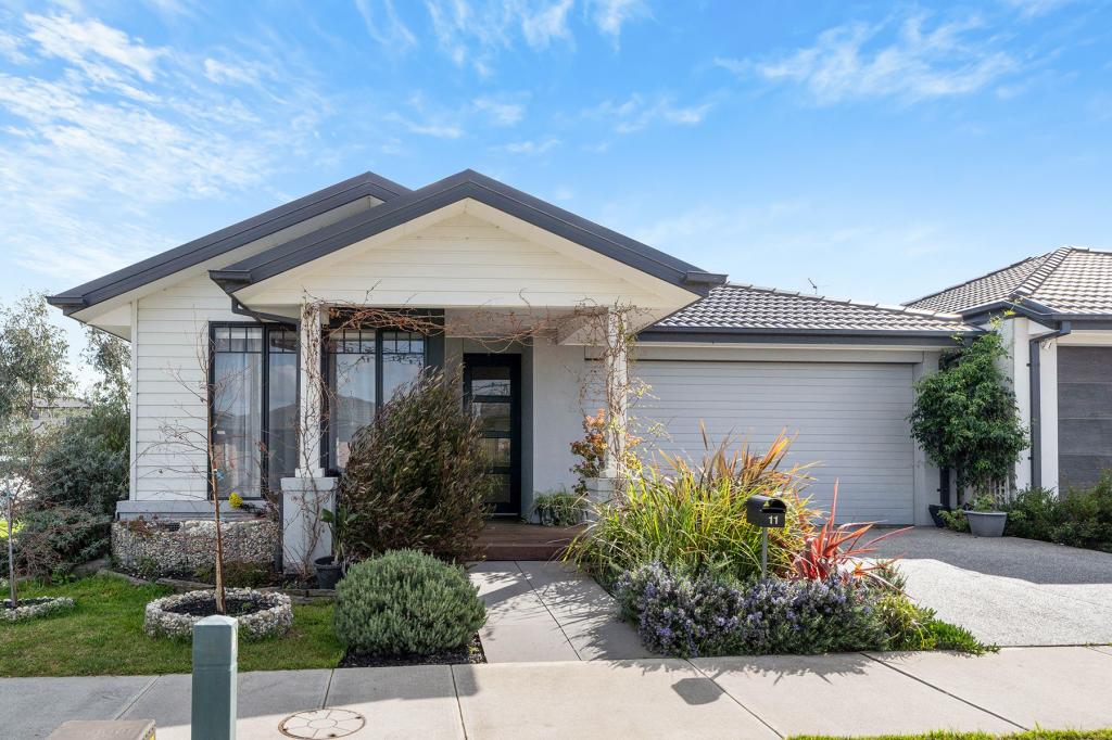 11 SODIUM ST, KALKALLO, VIC 3064