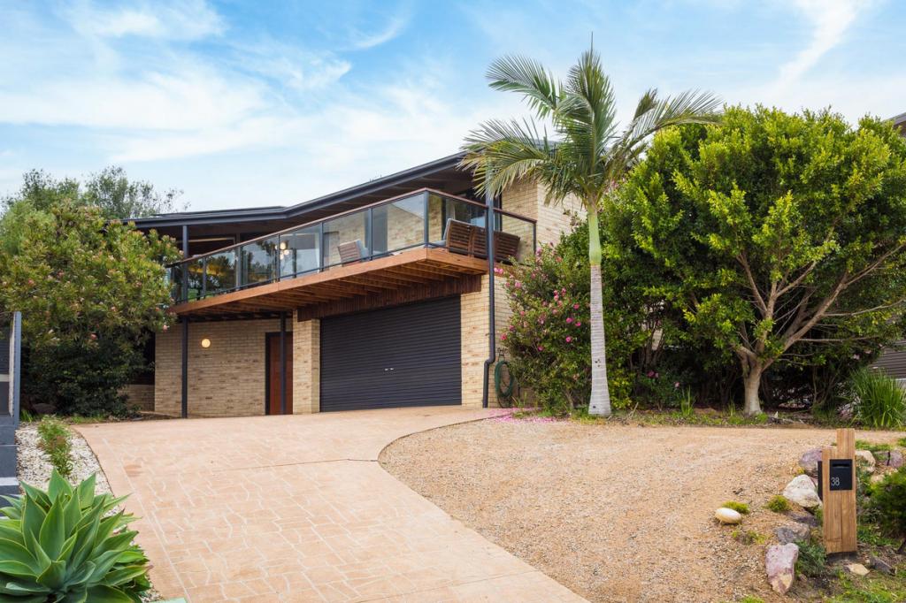 38 Bournda Cct, Tura Beach, NSW 2548