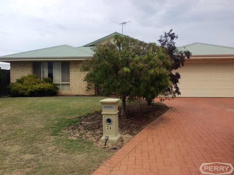 26 ALDENHAM HTS, HALLS HEAD, WA 6210