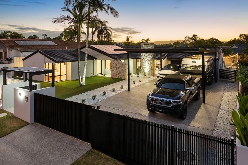 173 Ron Penhaligon Way, Robina, QLD 4226