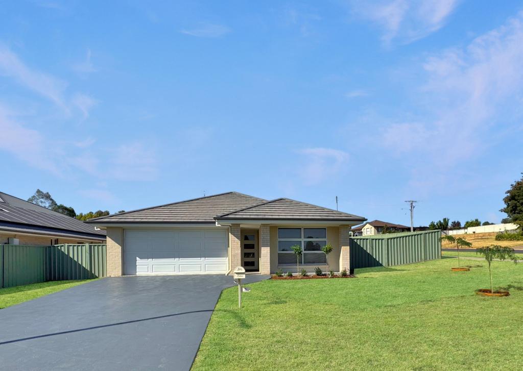 2 Francis Pl, Young, NSW 2594