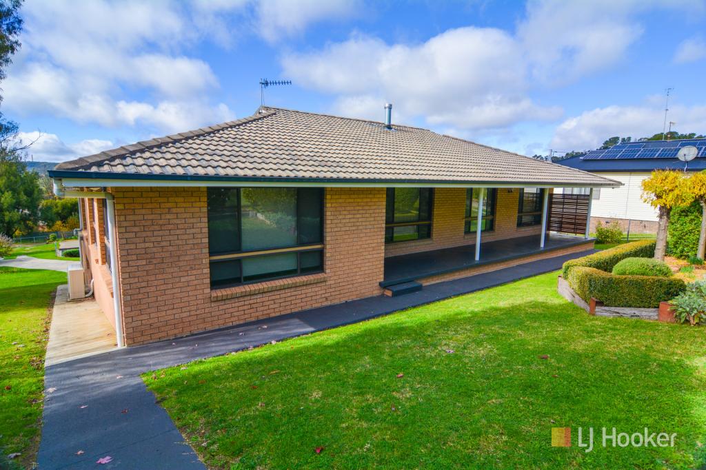 6 Burton St, Portland, NSW 2847