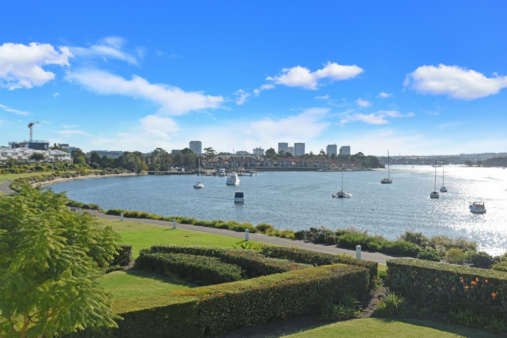 103 Peninsula Dr, Breakfast Point, NSW 2137