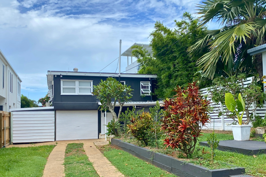 27 Matthew Flinders Dr, Cooee Bay, QLD 4703