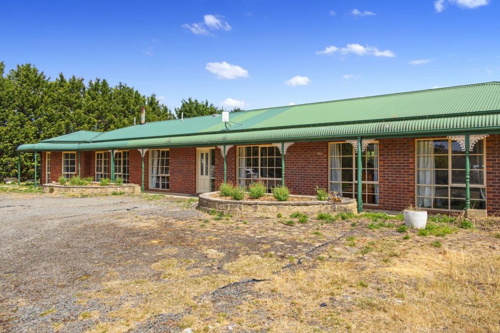 17 Greendale-Trentham Rd, Greendale, VIC 3341