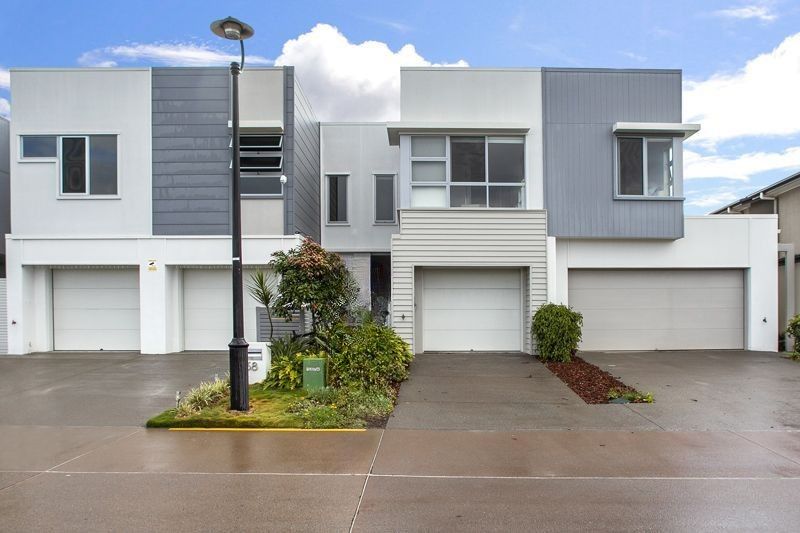40 North Quay Cct, Hope Island, QLD 4212