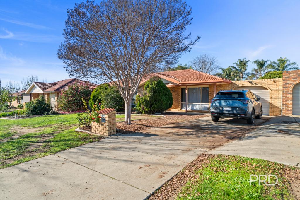 78 Dalman Pkwy, Glenfield Park, NSW 2650