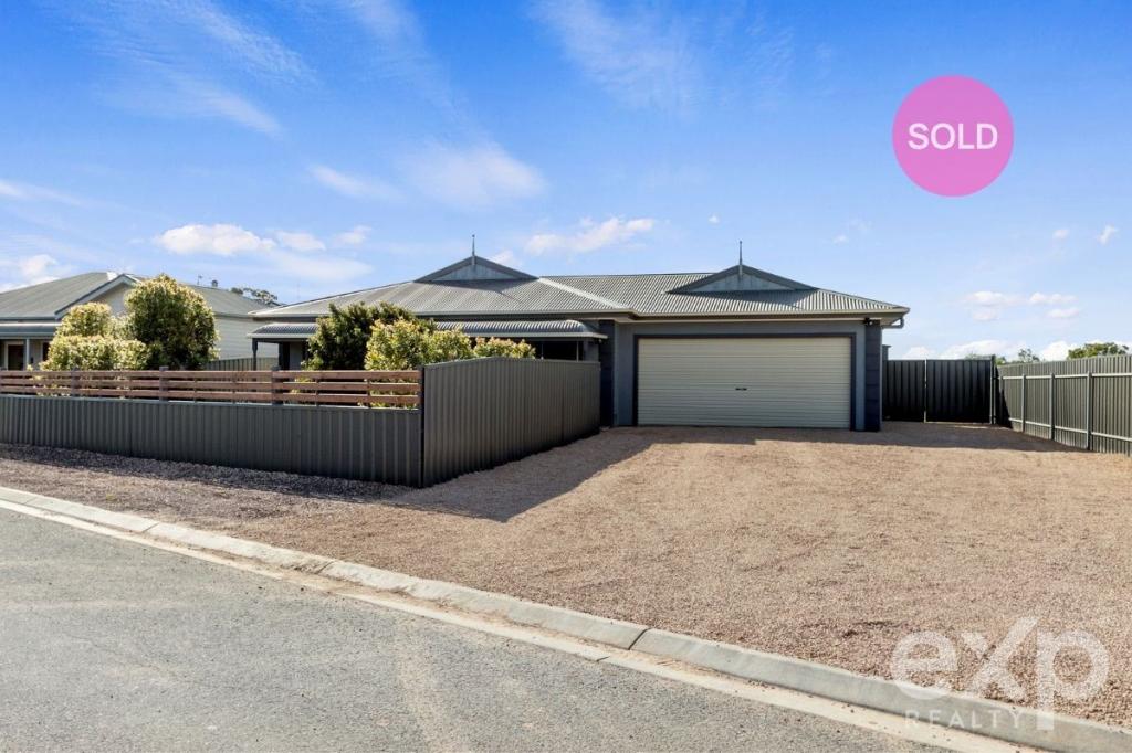 8 Hall Way, Moonta Bay, SA 5558
