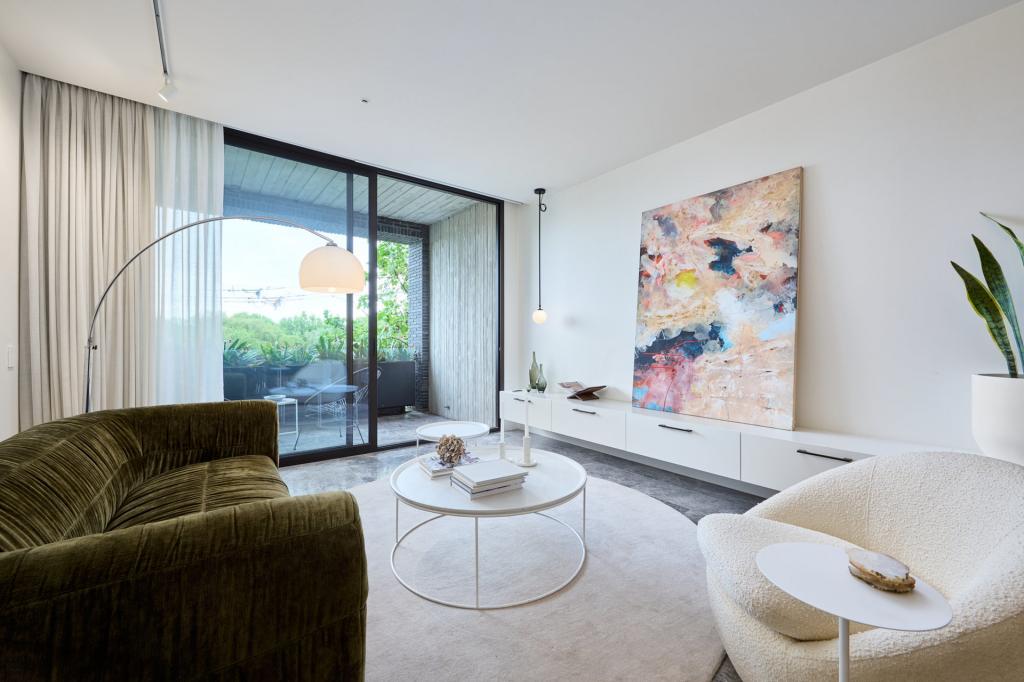 205/2 Pine Ave, Elwood, VIC 3184