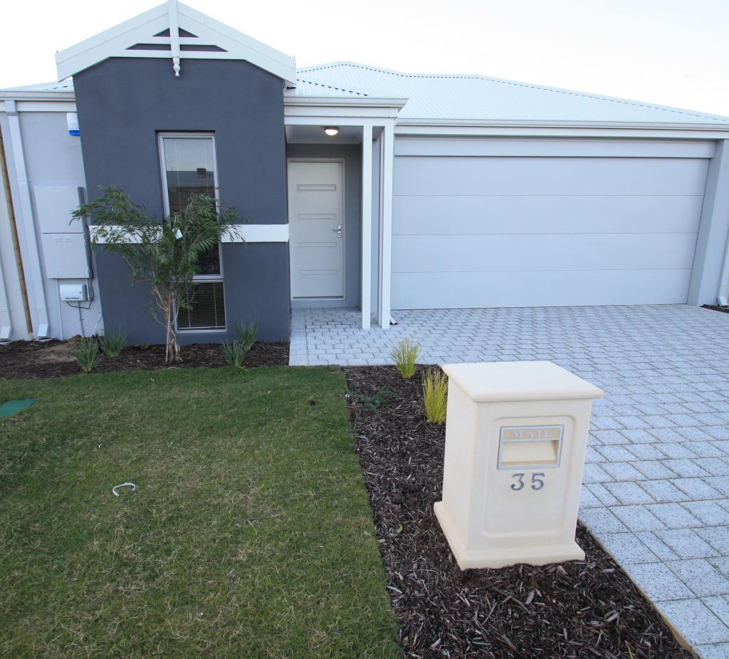 35 Hopbush Way, Beeliar, WA 6164