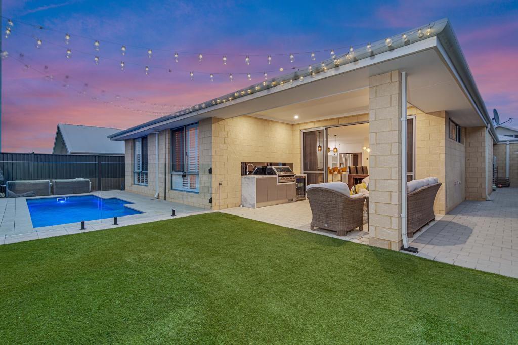 42 Chambered Way, Jindalee, WA 6036