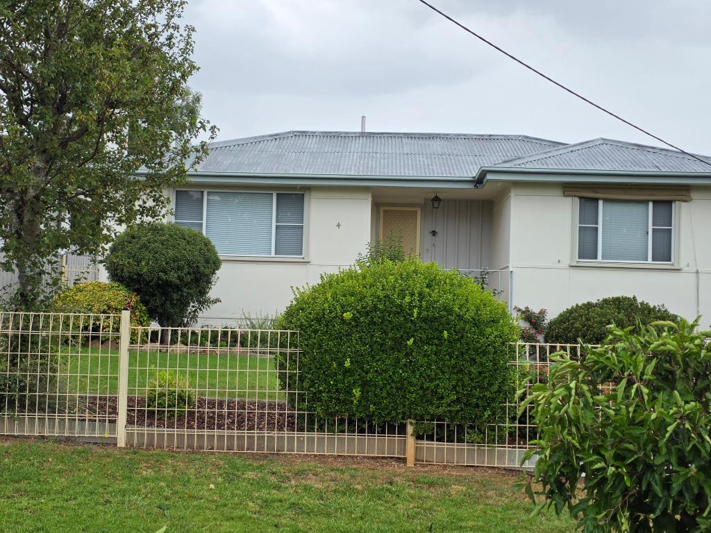 4 Lane Pl, Orange, NSW 2800