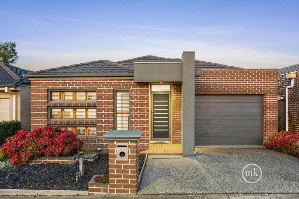 21 JACKAROO ST, MERNDA, VIC 3754