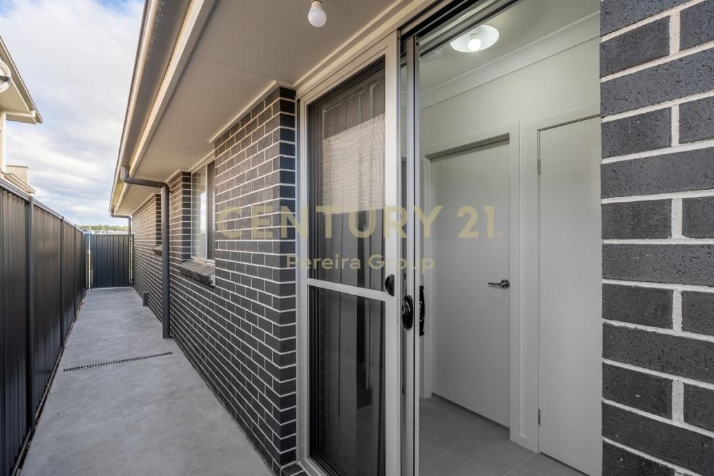 16b Verdun Rd, Edmondson Park, NSW 2174