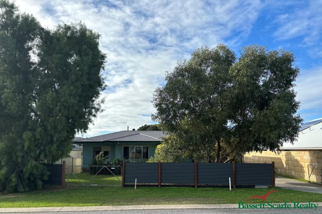 14 YUNA ST, FALCON, WA 6210