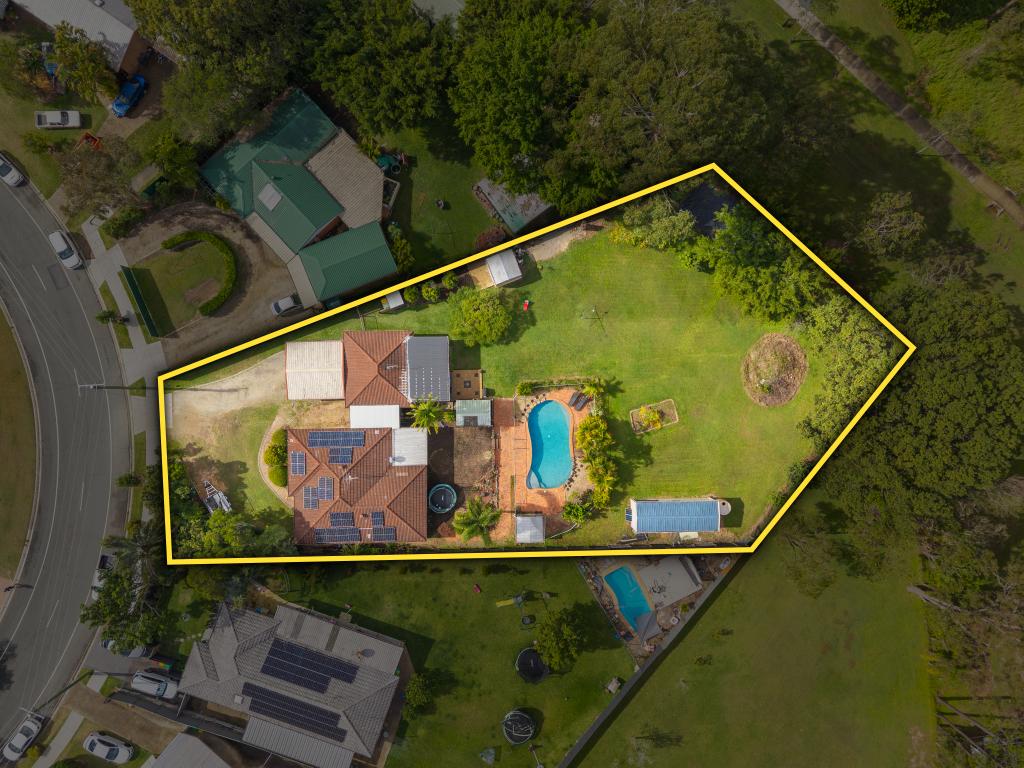 32 Alexander Cres, Morayfield, QLD 4506