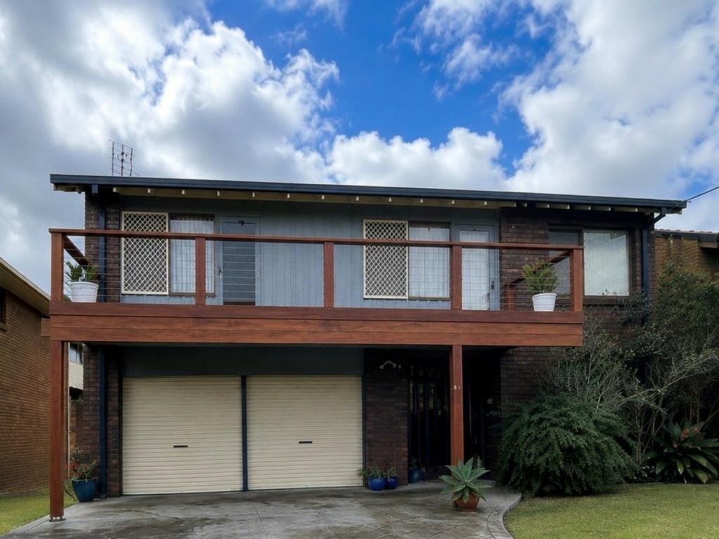 16 Emanuel Cres, South West Rocks, NSW 2431