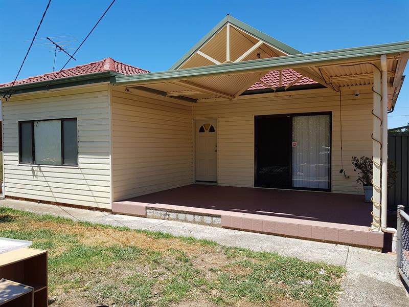167 King Rd, Fairfield West, NSW 2165