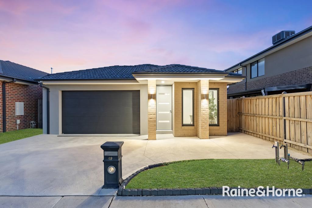 49 Vielo Cct, Clyde North, VIC 3978