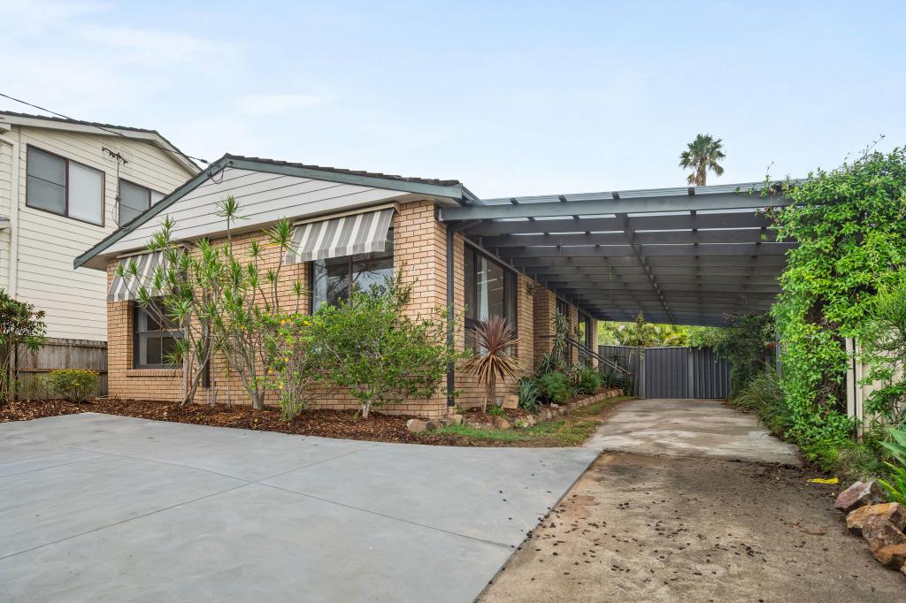 563 THE ENTRANCE RD, BATEAU BAY, NSW 2261