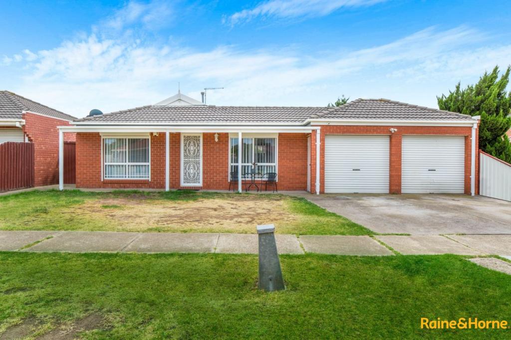 18 Billungah Pl, Burnside, VIC 3023