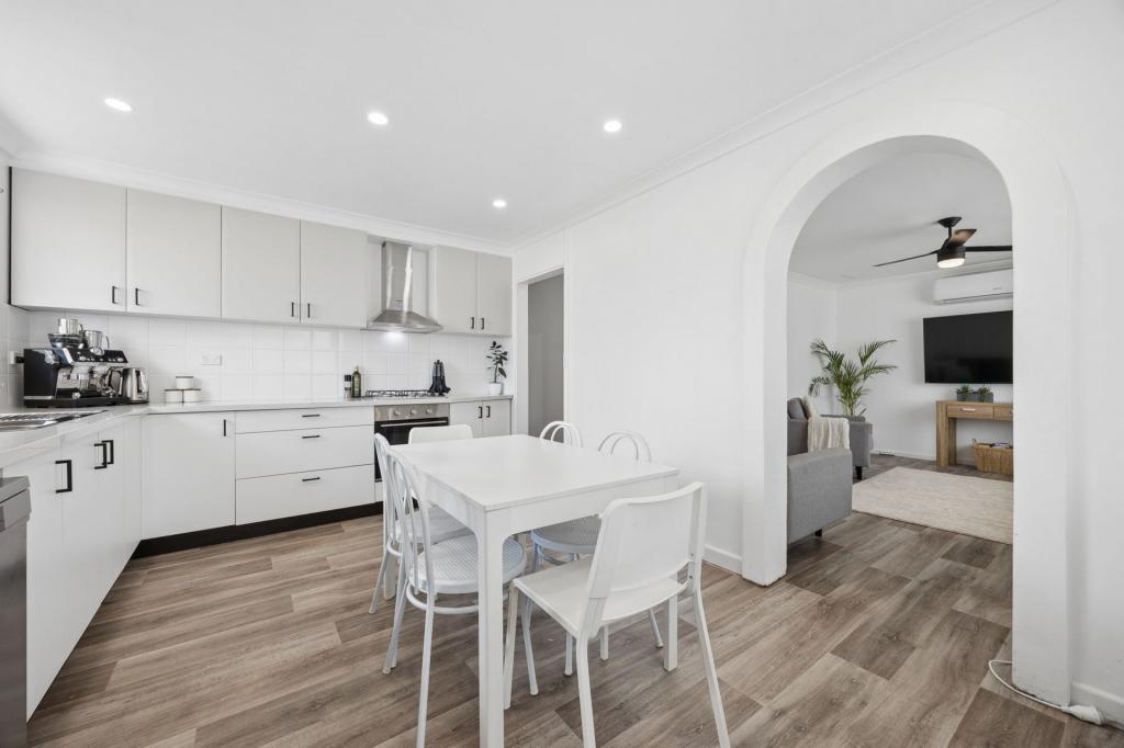 49 Warner Rd, Parmelia, WA 6167