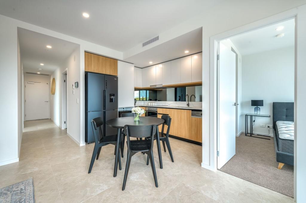 406/28 Second Ave, Broadbeach, QLD 4218