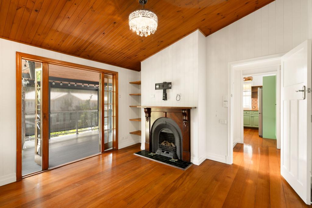 300 LUTWYCHE RD, WINDSOR, QLD 4030