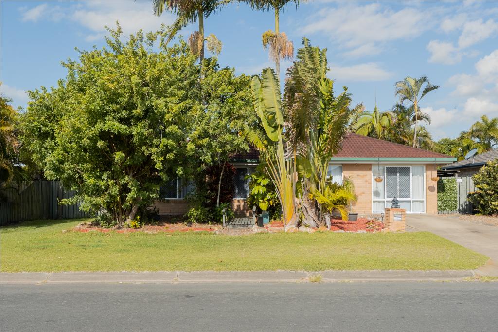23 Wide Bay Dr, Eli Waters, QLD 4655
