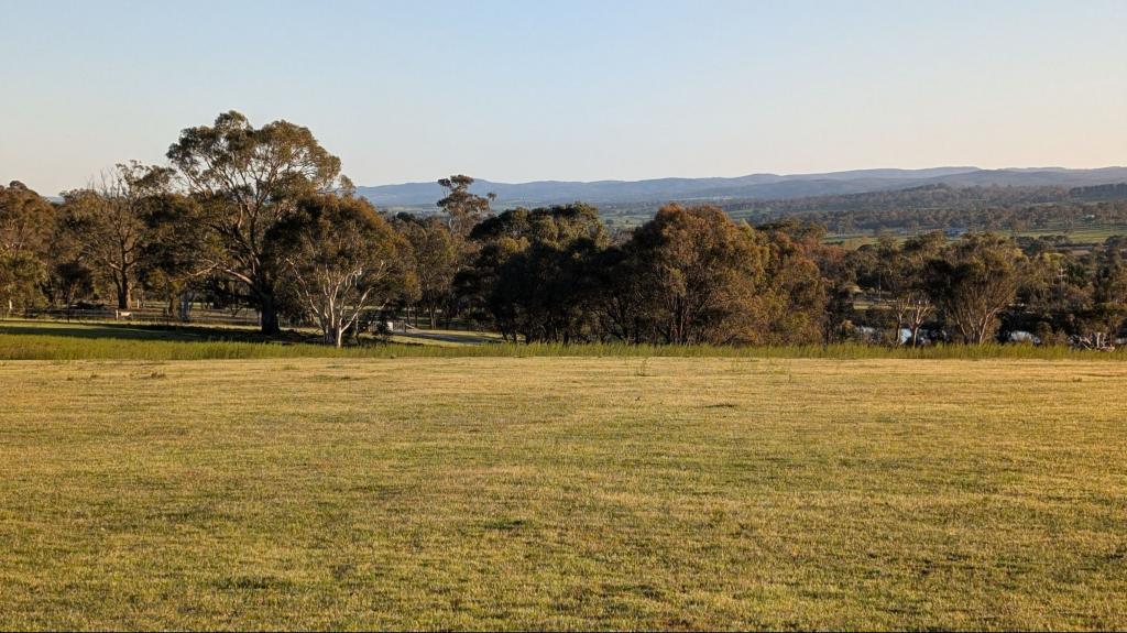 204 Goolabri Dr, Sutton, NSW 2620