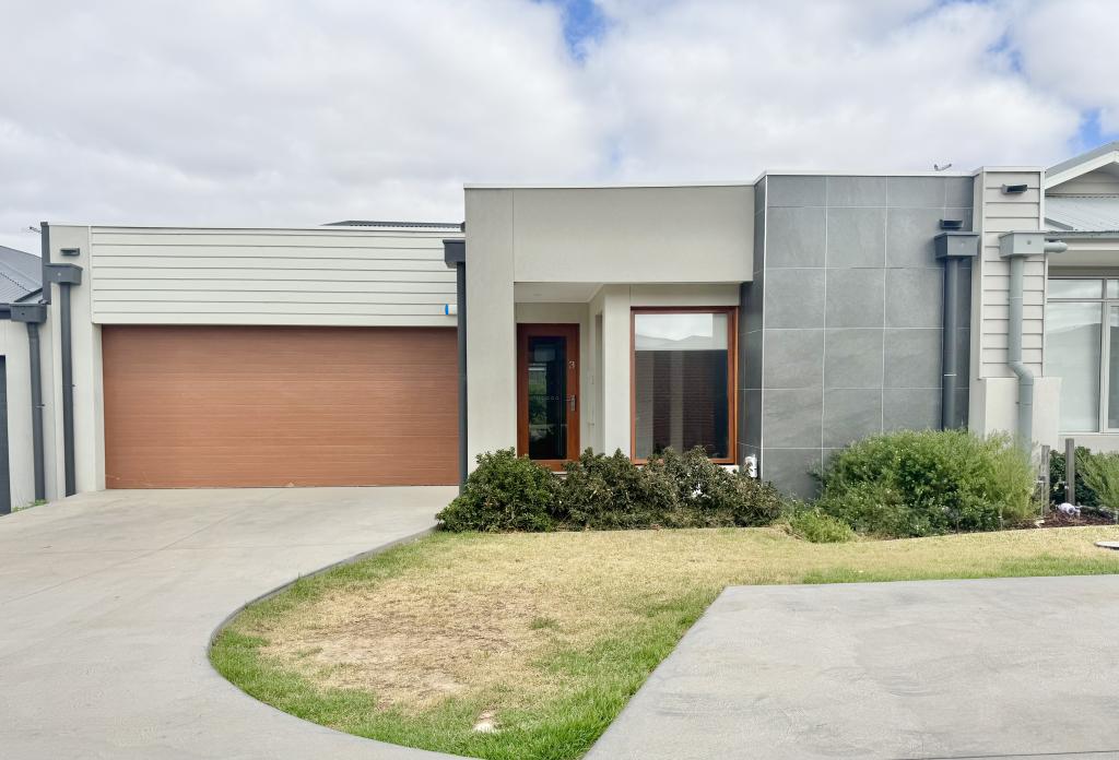 3/14 Goodison Gr, Mount Cottrell, VIC 3024