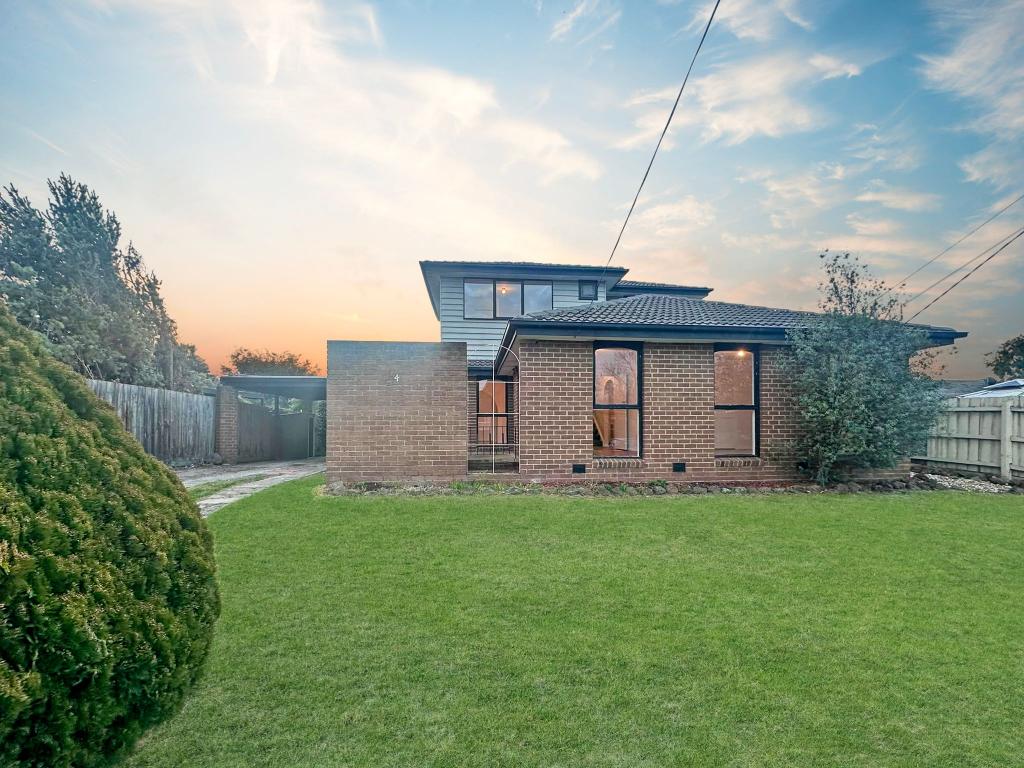 4 Benelong Cres, Seaford, VIC 3198