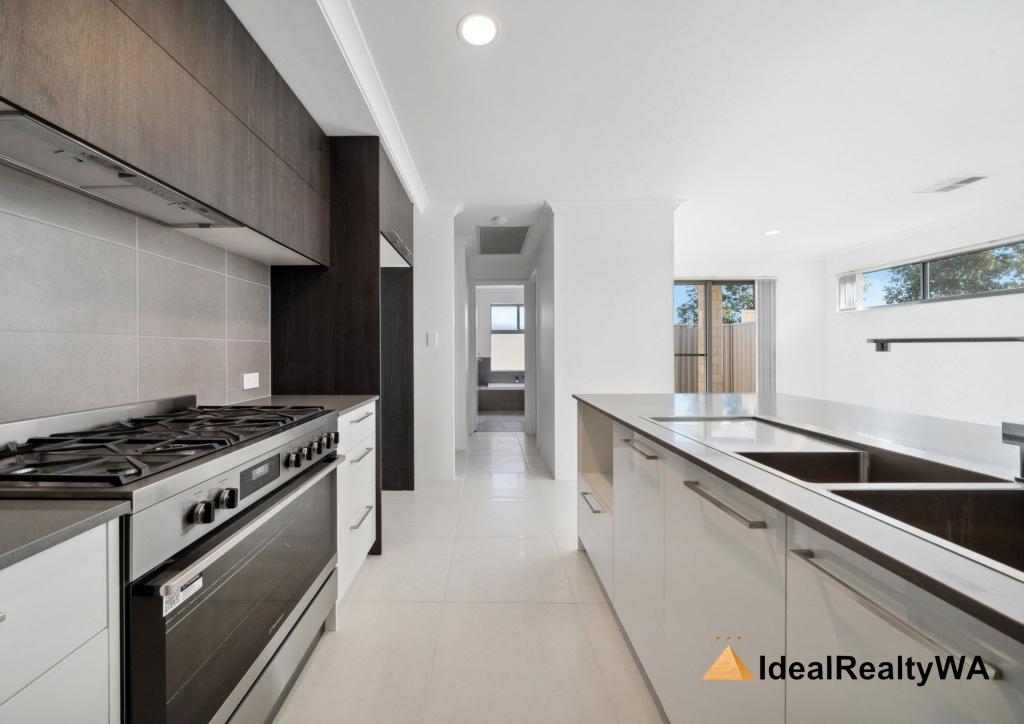 2/536 Nicholson Rd, Canning Vale, WA 6155