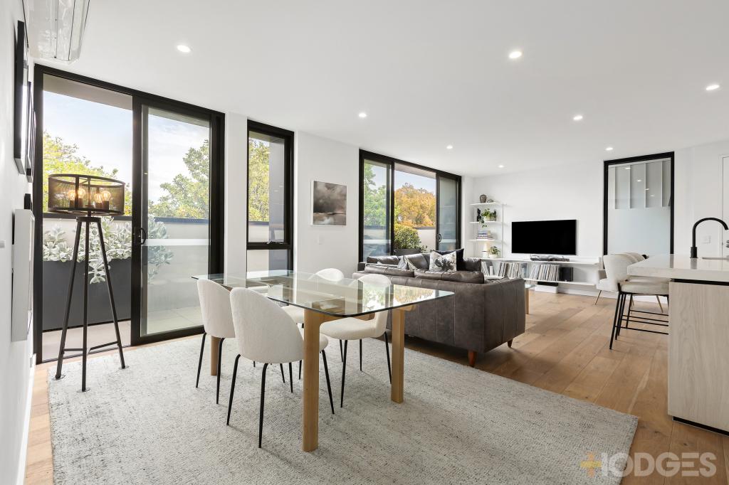 206/30 Munro Ave, Cheltenham, VIC 3192