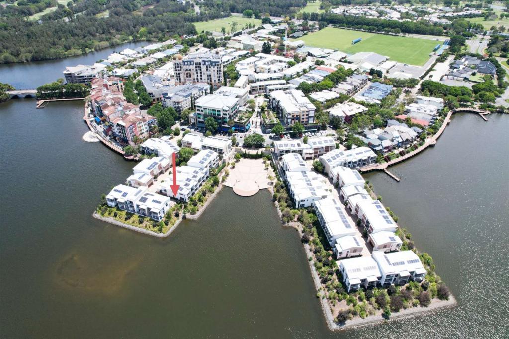 17/3028 The Boulevard, Carrara, QLD 4211
