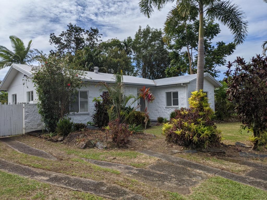 25 Middlemiss St, Mossman, QLD 4873